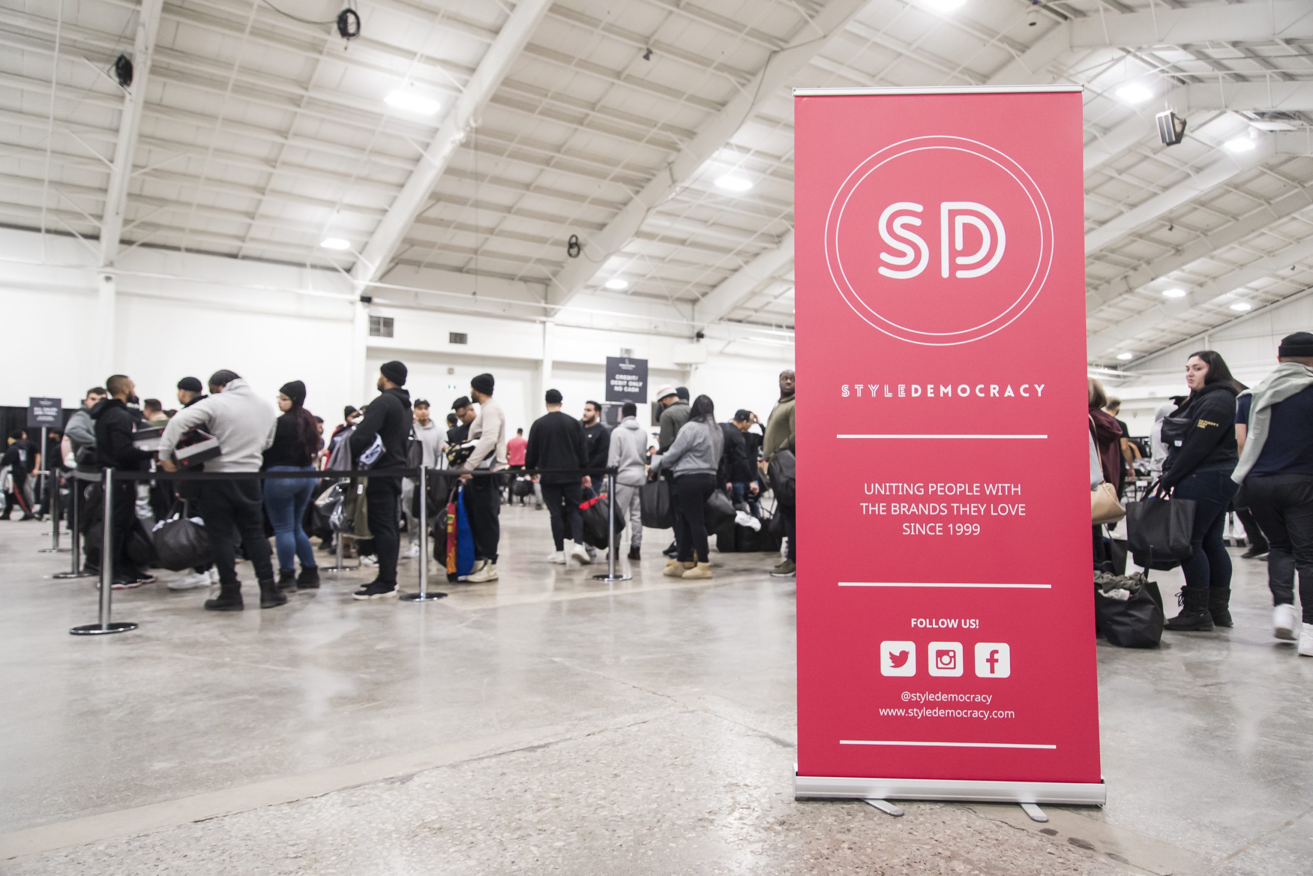 5 Reasons A Warehouse Sale Is A Great Way To Sell Excess Inventory