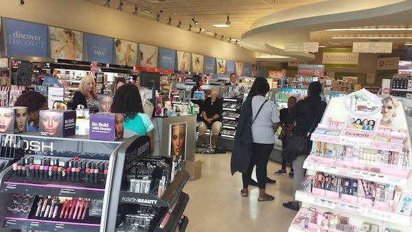 Shoppers Drug Mart Will Offer Cosmetic Injections And Other Beauty Services