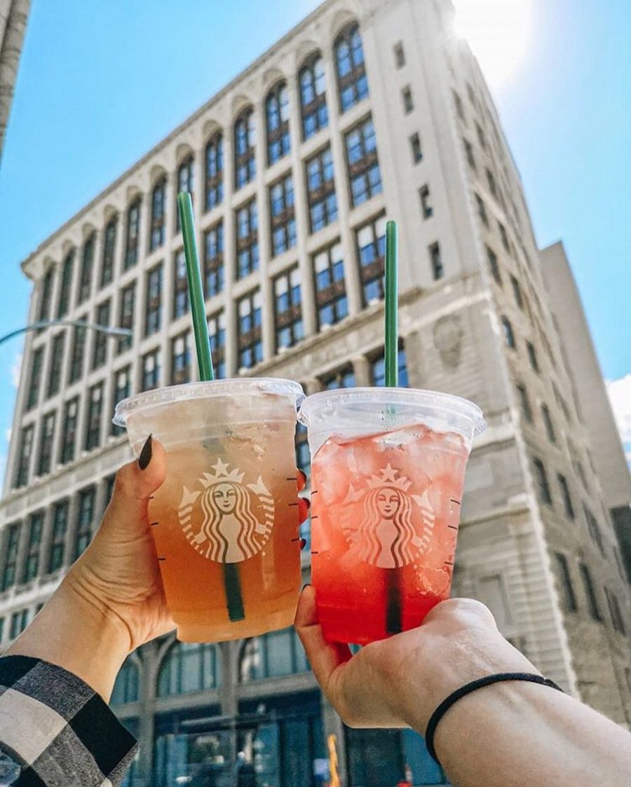 Starbucks Canada Is Having Its BOGO Deal For This Entire Week